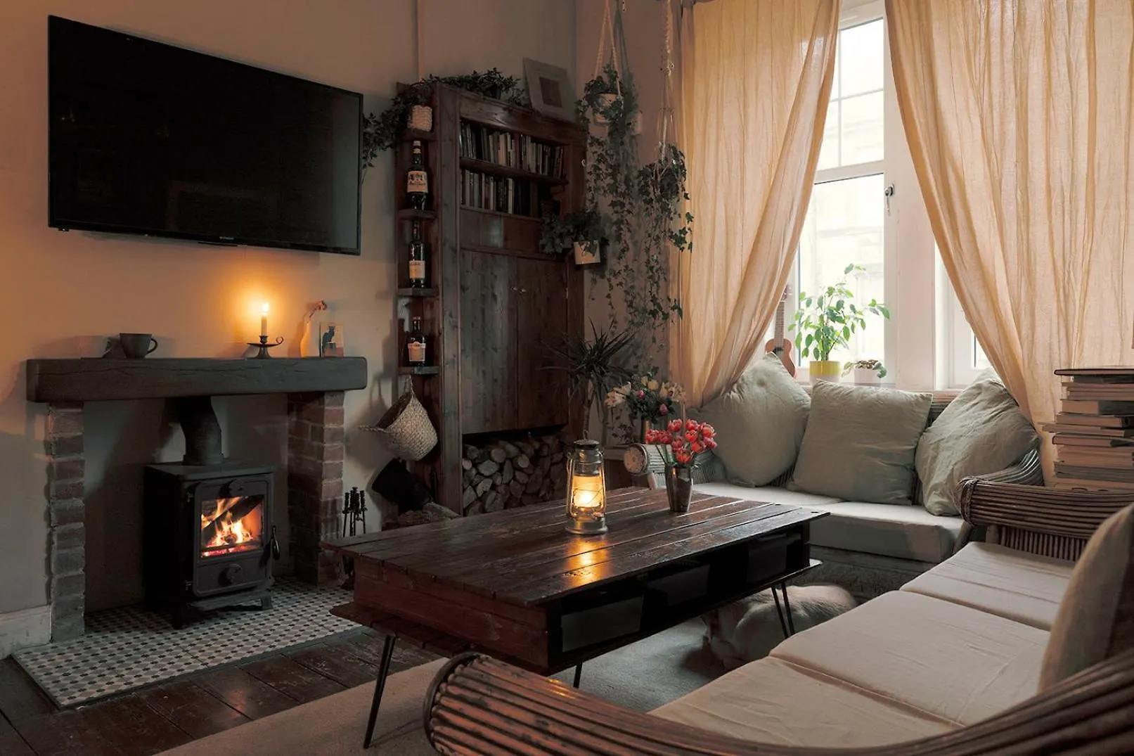 Charming City Centre Flat With Warmth & Character Apartment Edinburgh