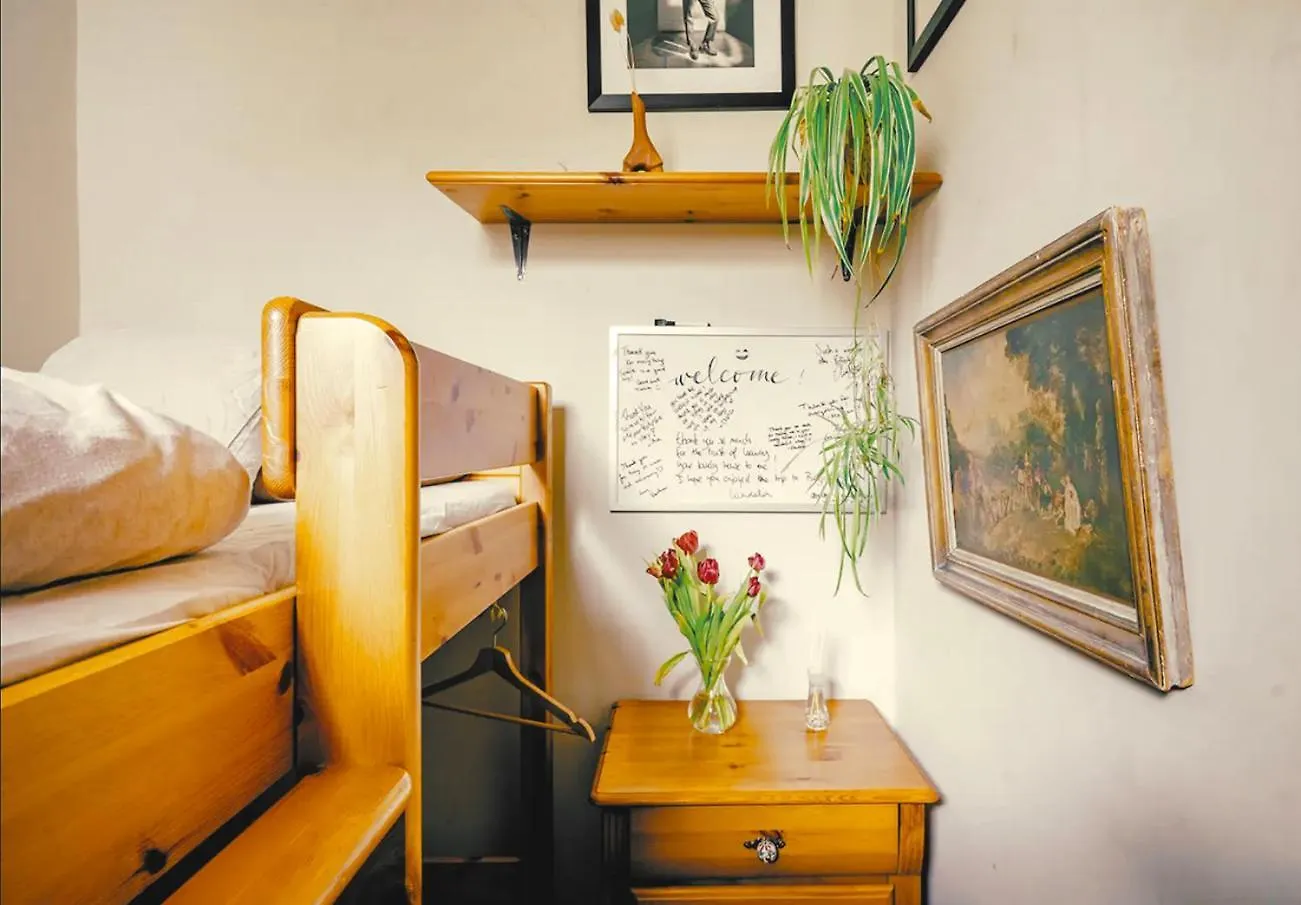 Charming City Centre Flat With Warmth & Character Lägenhet Edinburg