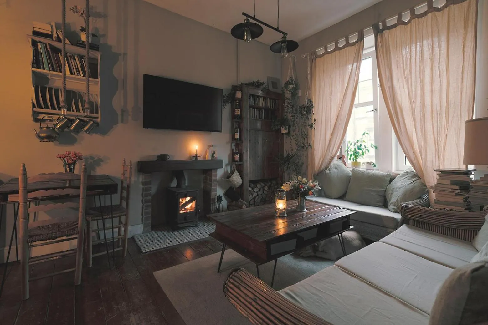 Charming City Centre Flat With Warmth & Character Lägenhet Edinburg