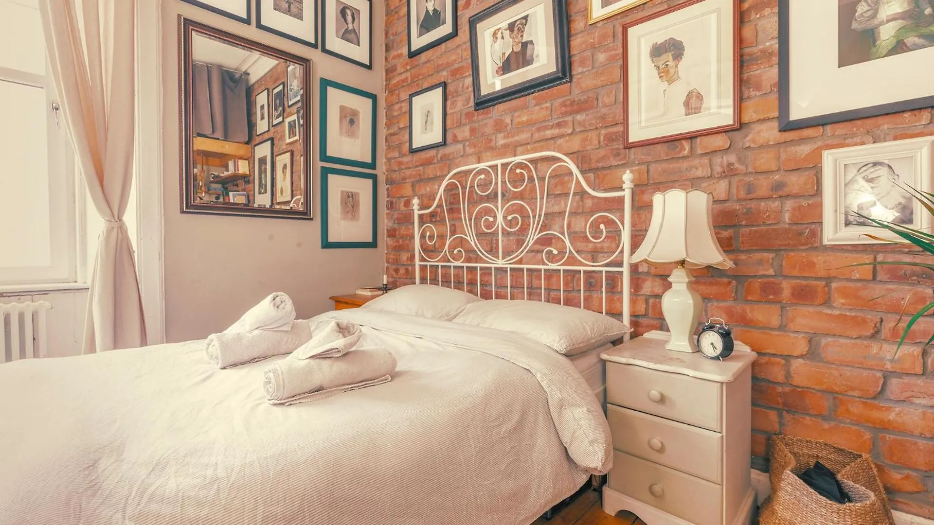 Charming City Centre Flat With Warmth & Character Lägenhet Edinburg